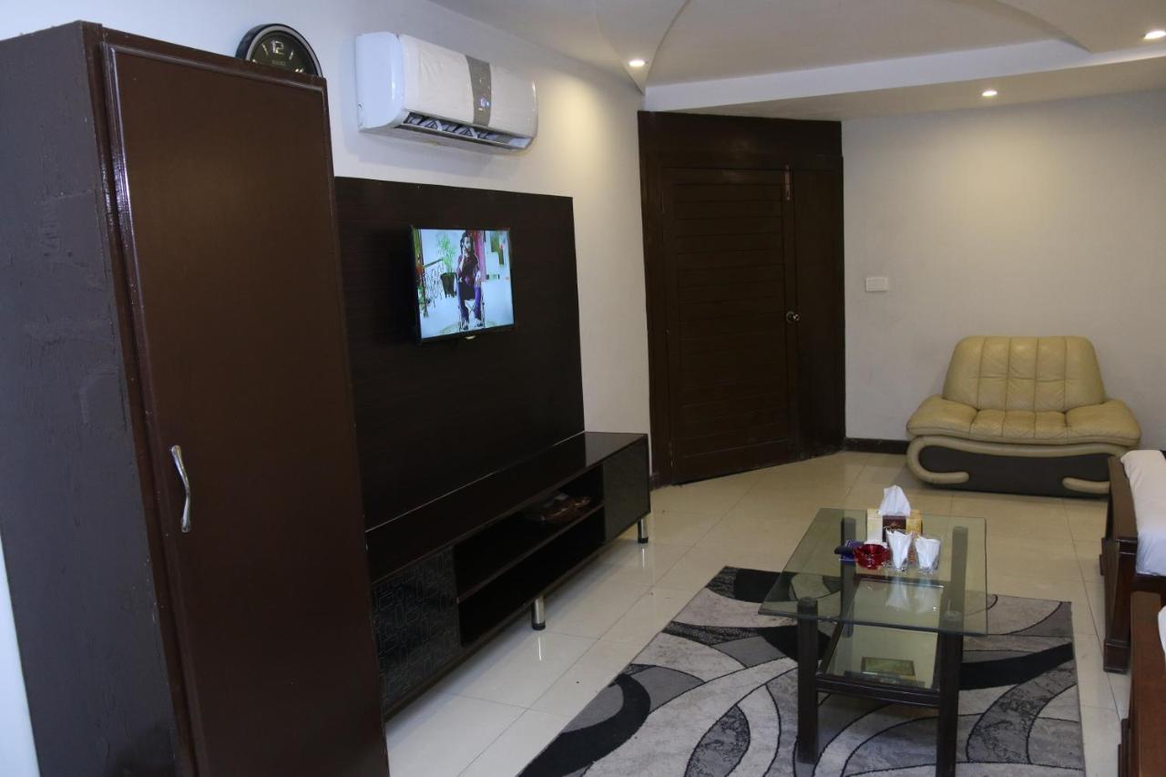 Gulberg Continental Hotel Λαχόρη Εξωτερικό φωτογραφία
