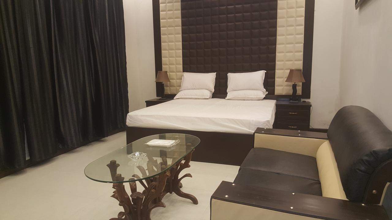 Gulberg Continental Hotel Λαχόρη Εξωτερικό φωτογραφία
