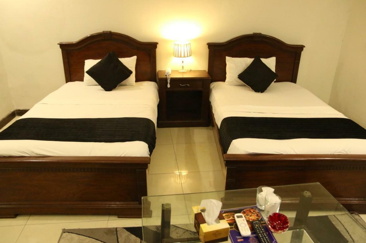 Gulberg Continental Hotel Λαχόρη Εξωτερικό φωτογραφία