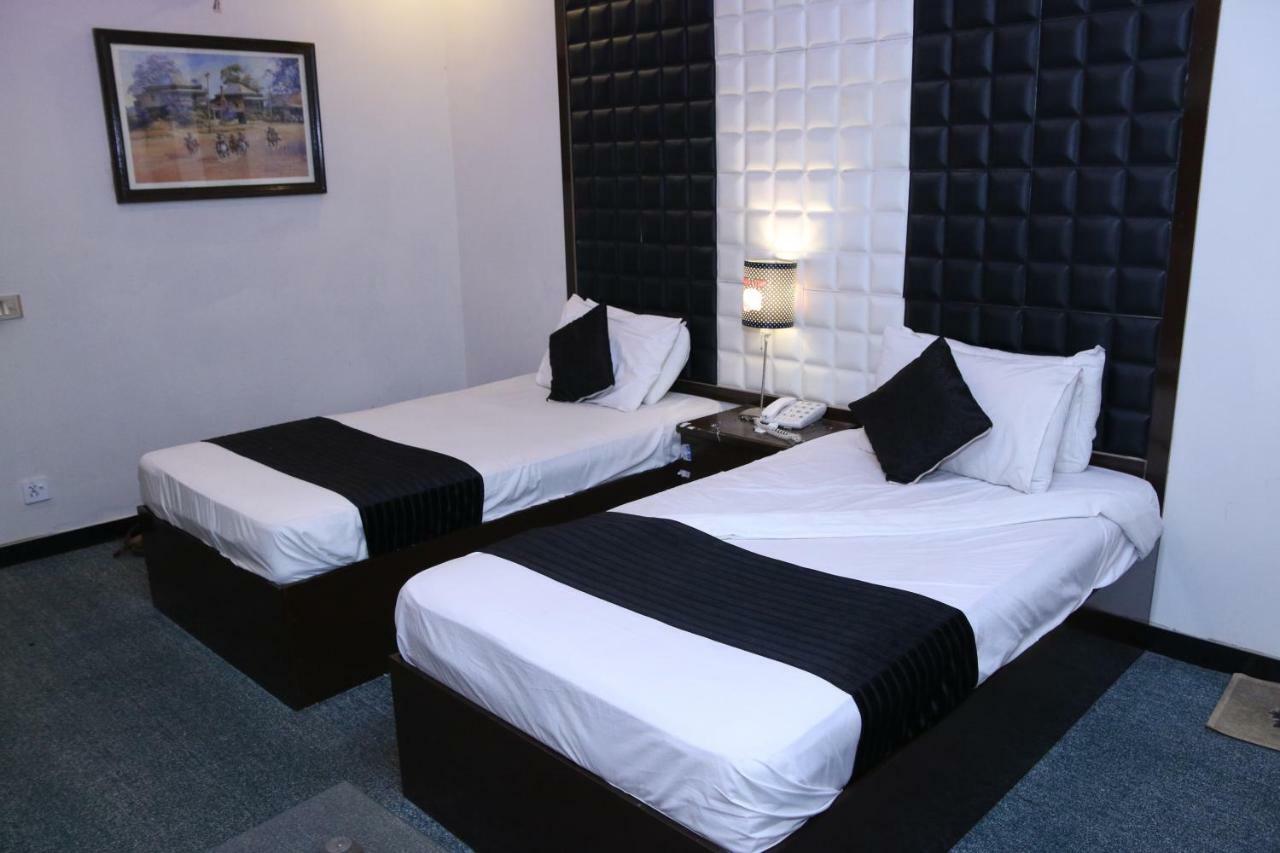 Gulberg Continental Hotel Λαχόρη Εξωτερικό φωτογραφία